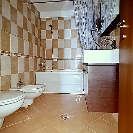 Solaris Lake View Apartment Mamaia